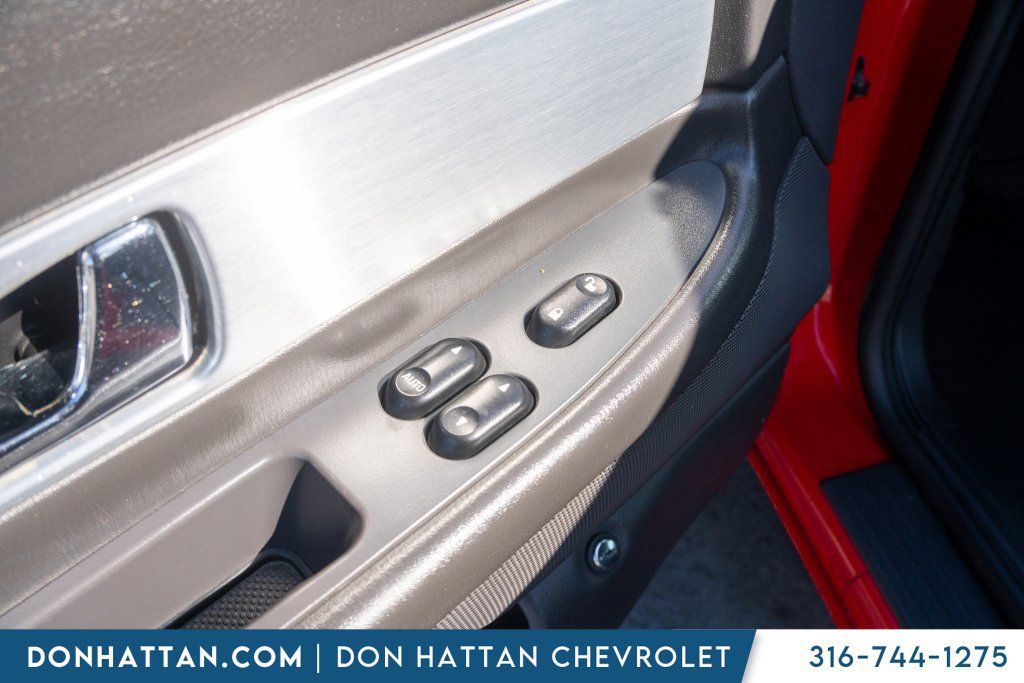 Used 2002 Ford Thunderbird RWD image 13