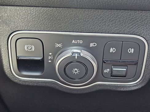 Certified 2026 Mercedes-Benz GLB 250 image 13