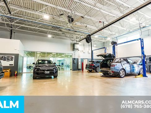 Used 2025 Subaru Crosstrek 2.5i Premium AWD/4WD image 67