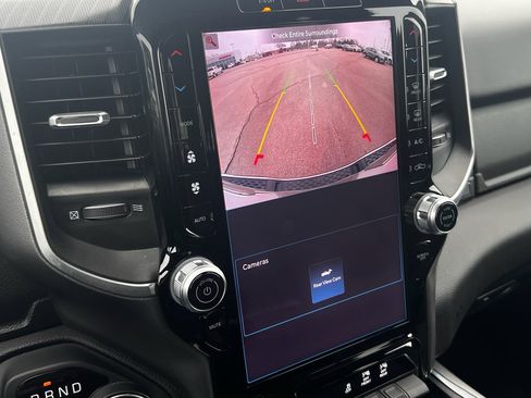 Used 2025 RAM 1500 Big Horn image 25