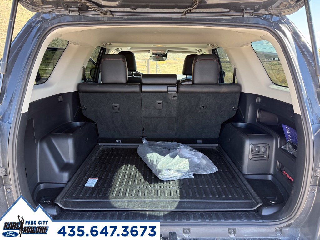 Used 2024 Toyota 4Runner TRD Off-Road Premium w/ Moonroof Package AWD/4WD image 33
