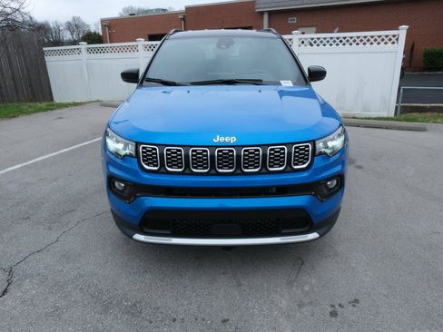Used 2024 Jeep Compass Limited image 12