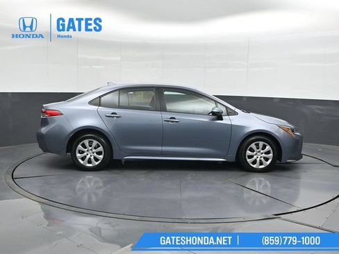 Used 2024 Toyota Corolla LE FWD image 3