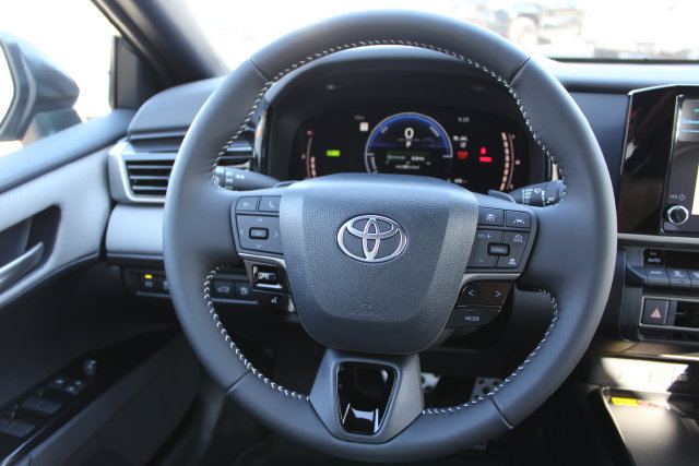 Certified 2026 Toyota Camry SE w/ Convenience Package FWD image 30
