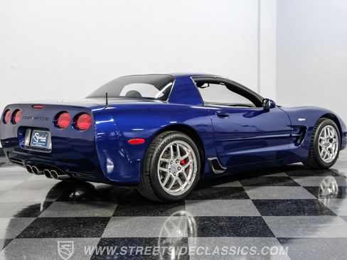 Used 2004 Chevrolet Corvette Z06 w/ Z06 Preferred Equipment Group image 11