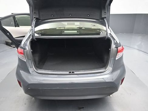 Used 2025 Toyota Corolla LE FWD image 20