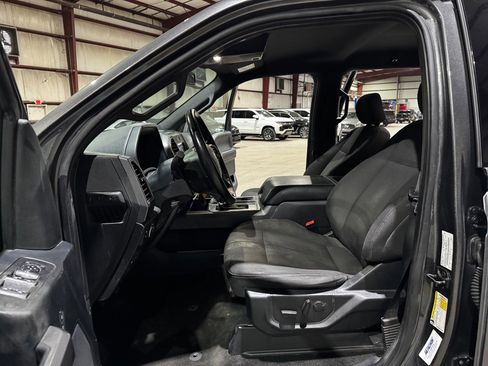Used 2019 Ford F150 XLT w/ Equipment Group 302A Luxury RWD image 11
