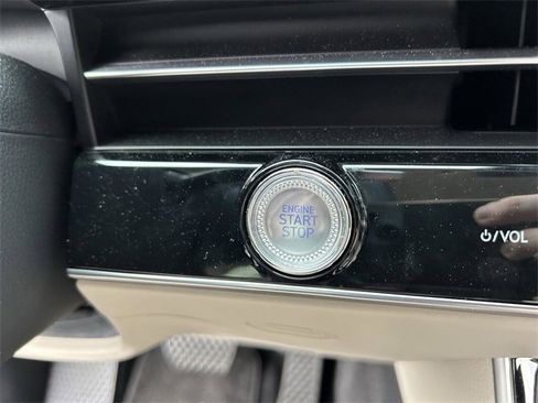 Used 2026 Genesis GV70 2.5T image 29