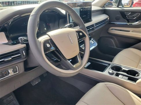 Certified 2023 Lincoln Corsair FWD w/ Equipment Group 101A image 14