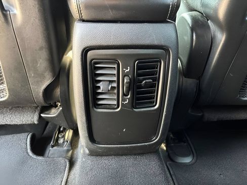 Used 2023 Dodge Durango SXT Launch Edition AWD/4WD image 27