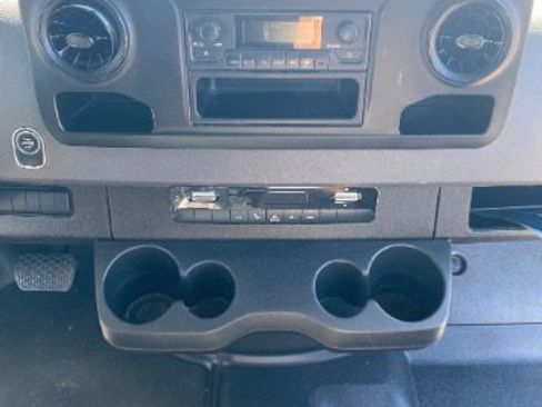 Used 2023 Mercedes-Benz Sprinter 2500 image 20