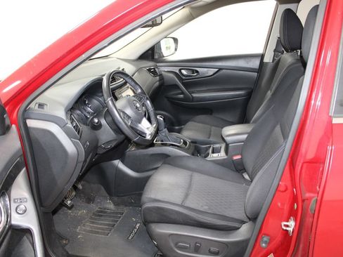 Used 2017 Nissan Rogue SV w/ SV Premium Package AWD/4WD image 17