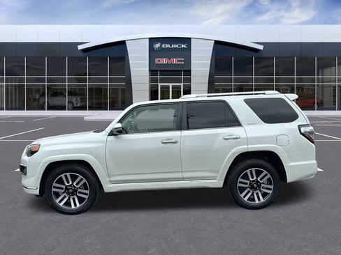 Used 2022 Toyota 4Runner Limited image 2