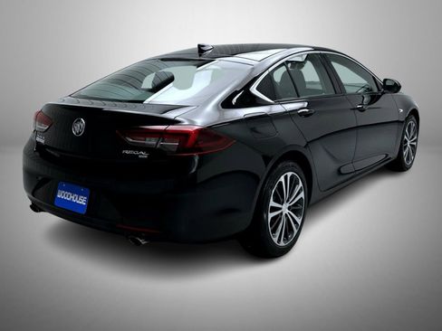 Used 2018 Buick Regal Essence w/ Driver Confidence Package #1 image 5