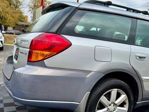 Used 2007 Subaru Outback 2.5i Limited image 14