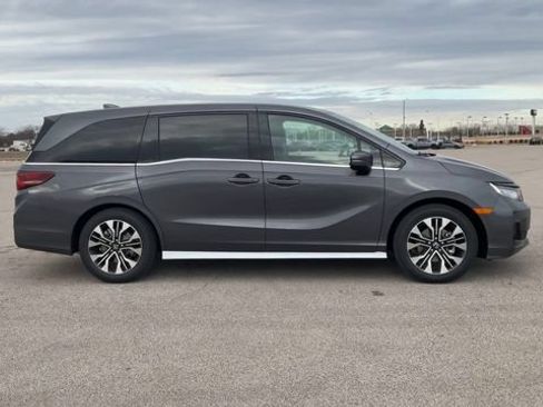 New 2026 Honda Odyssey Elite image 9