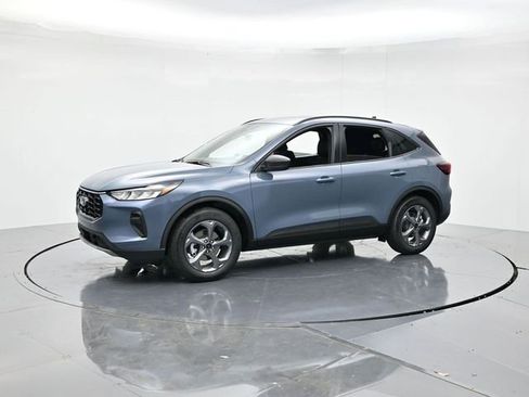 New 2026 Ford Escape ST-Line w/ Cold Weather Package image 6