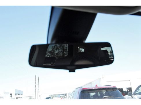 Used 2018 Buick Enclave Avenir w/ Avenir Technology Package image 26