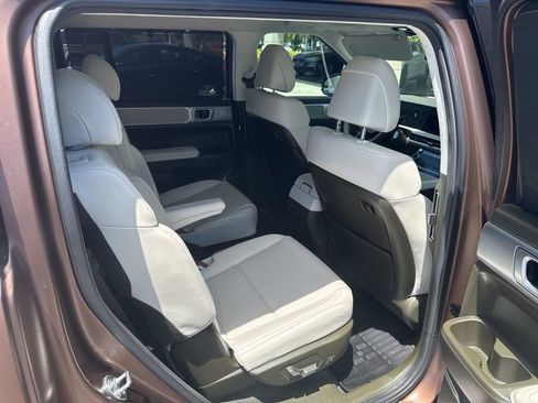 Used 2024 Hyundai Santa Fe Calligraphy image 7