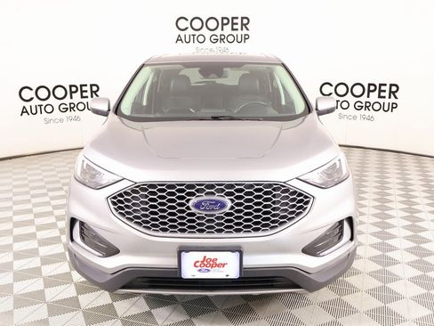 Used 2024 Ford Edge SEL image 9