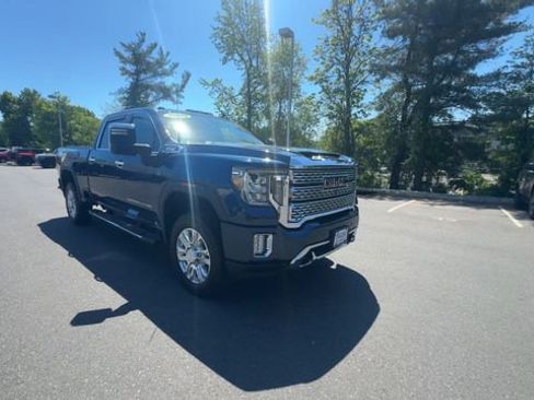 Used 2020 GMC Sierra 2500 Denali w/ Denali Ultimate Package AWD/4WD image 2