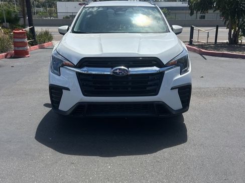 Used 2025 Subaru Ascent Premium AWD/4WD image 4