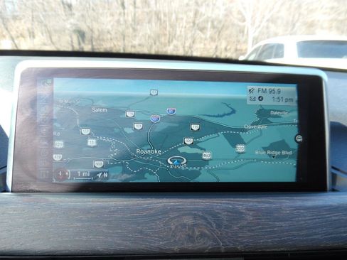 Used 2016 BMW X1 xDrive28i w/ Premium Package image 16