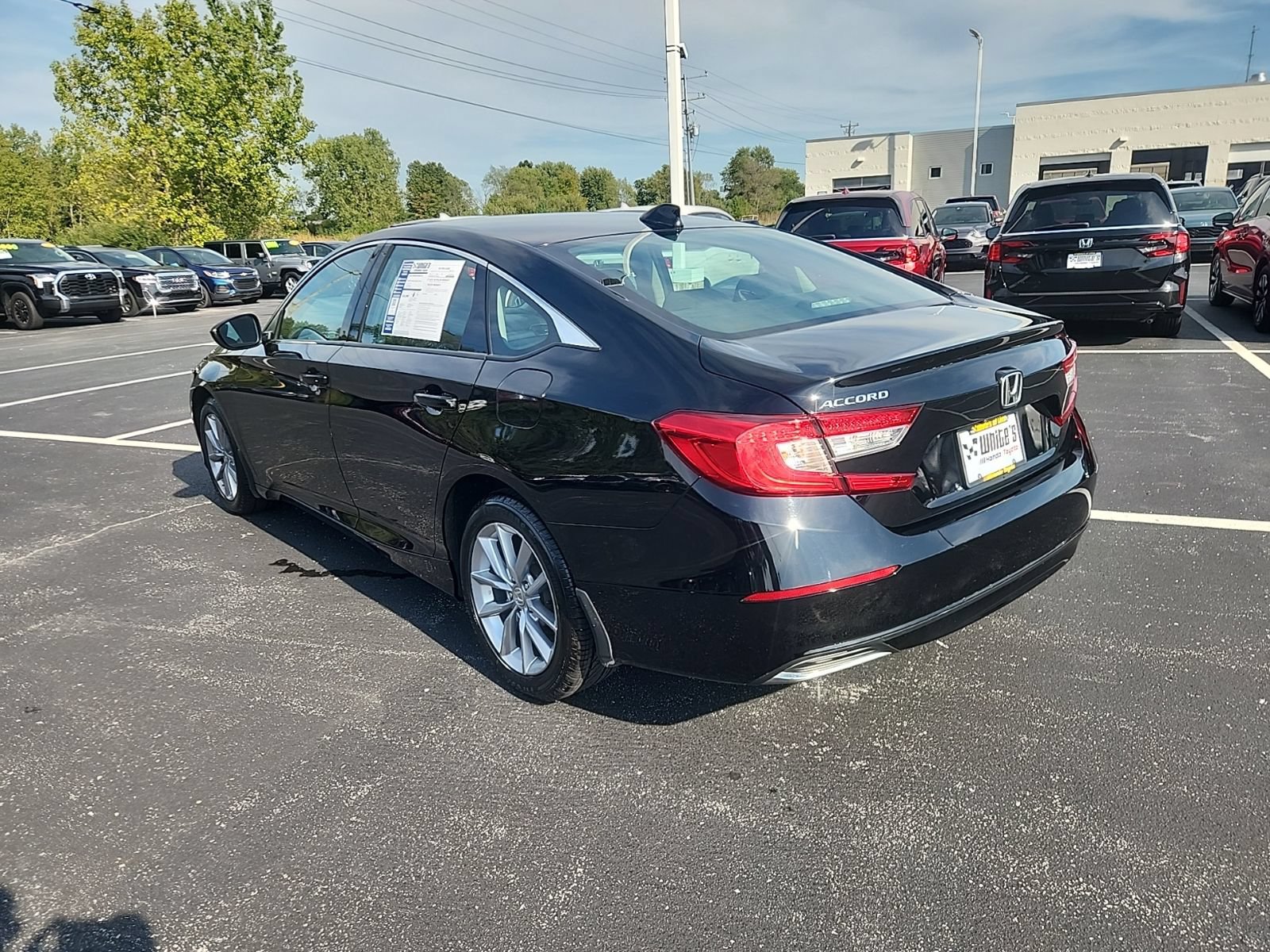 Used 2022 Honda Accord LX image 11