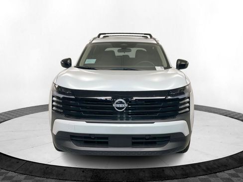 New 2026 Nissan Kicks SV w/ SV Premium Package image 8