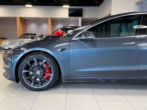 Used 2018 Tesla Model 3 Performance image 6