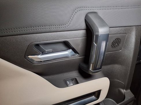 New 2026 GMC Hummer EV SUV image 14