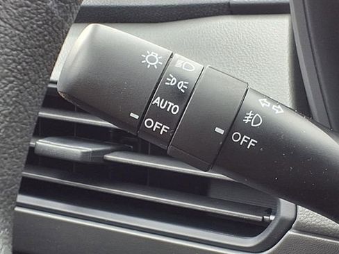 New 2026 Subaru Crosstrek 2.0i Premium AWD/4WD image 13