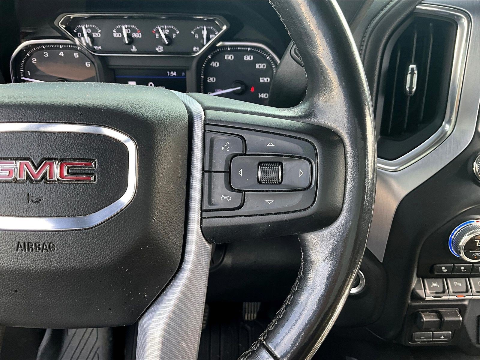 Used 2019 GMC Sierra 1500 SLT w/ SLT Premium Plus Package AWD/4WD image 13