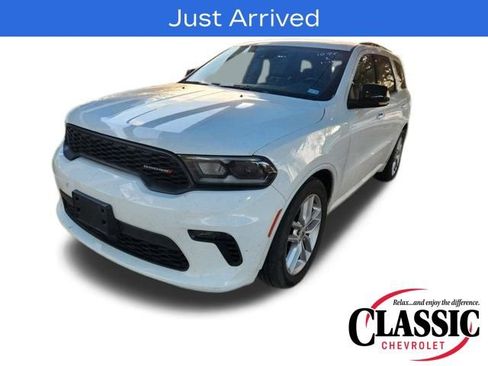 Used 2023 Dodge Durango GT image 5