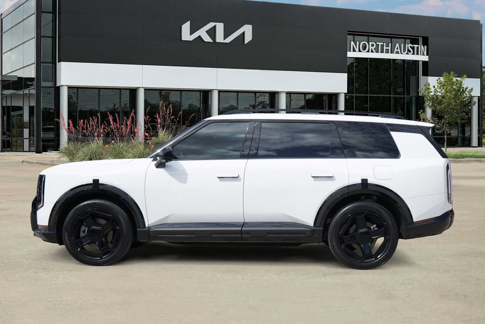 Certified 2027 Kia Telluride SX Prestige X-Line w/ Towing Package AWD/4WD image 3