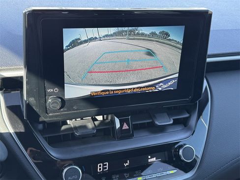 Used 2025 Toyota Corolla Cross AWD Hybrid image 11