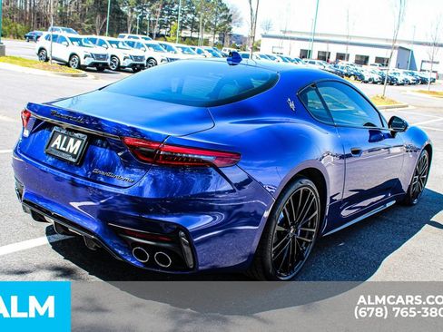 Used 2024 Maserati GranTurismo Trofeo image 6