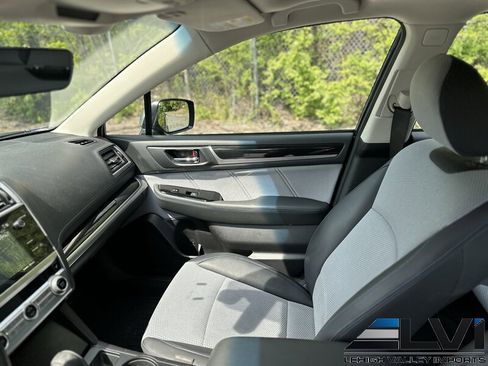 Used 2017 Subaru Legacy 2.5i Sport AWD/4WD image 11