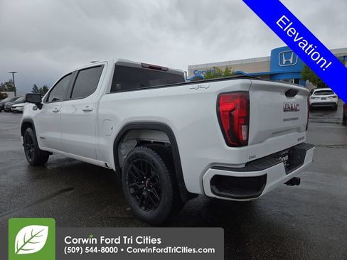 Used 2023 GMC Sierra 1500 Elevation AWD/4WD image 10