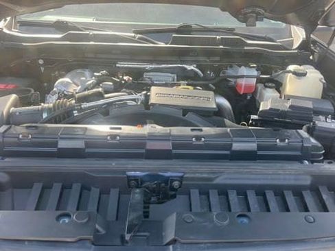 Used 2022 Chevrolet Silverado 2500 Custom w/ Custom Value Package image 43