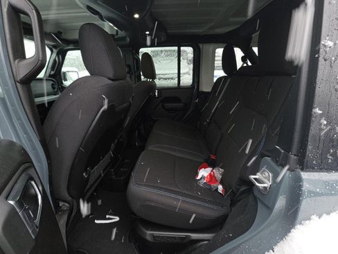 Used 2025 Jeep Wrangler Unlimited Rubicon 4xe w/ Safety Group image 10