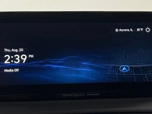 Used 2023 Hyundai Santa Fe SEL w/ Premium Package FWD image 18
