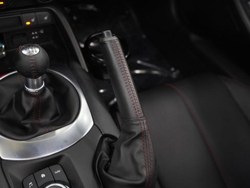 Used 2018 MAZDA MX-5 Miata RF Club w/ Brembo/BBS Package image 17