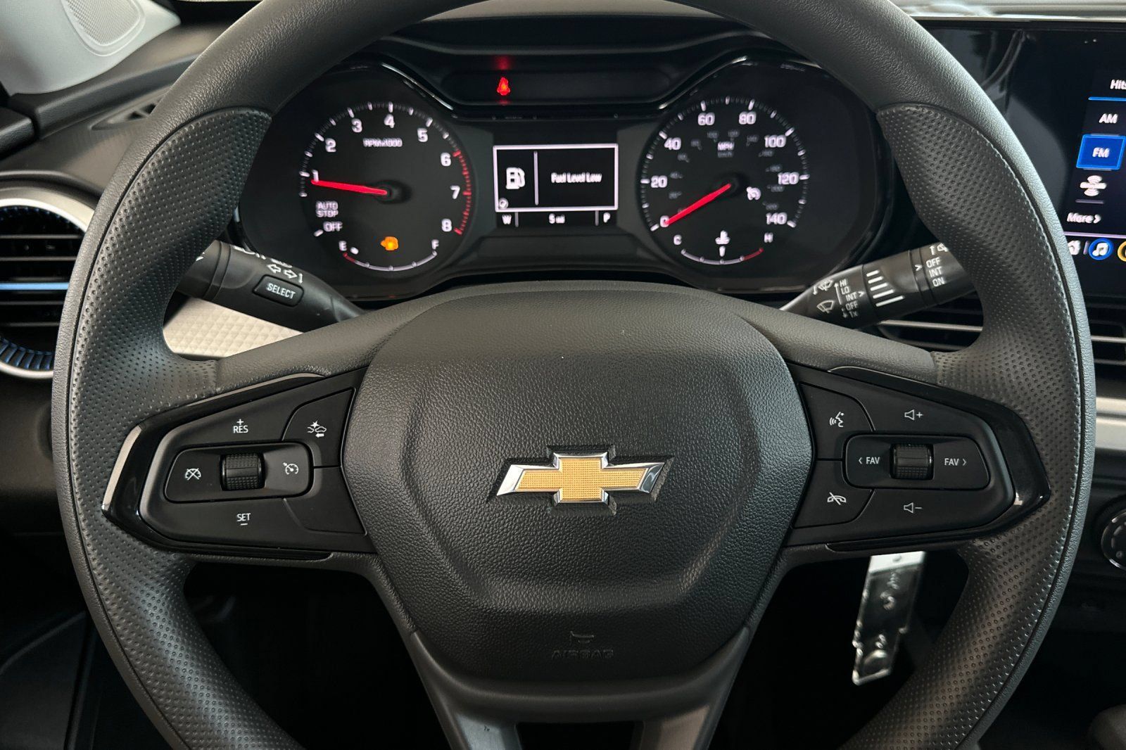 New 2026 Chevrolet Trax LS w/ LS Convenience Package FWD image 22