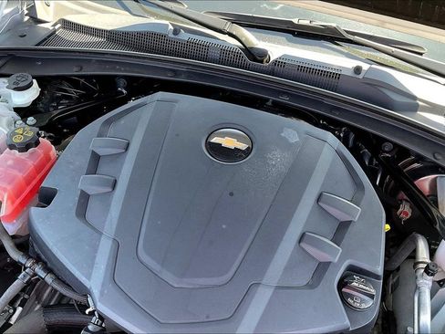 Used 2024 Chevrolet Camaro LT RWD image 27
