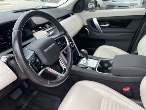 Used 2022 Land Rover Discovery Sport SE AWD/4WD image 14