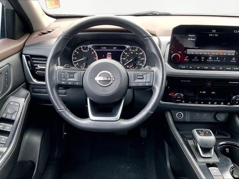 Used 2023 Nissan Rogue SL w/ SL Premium Package image 8