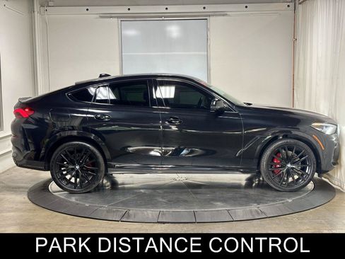 Used 2023 BMW X6 xDrive40i w/ M Sport Package AWD/4WD image 11