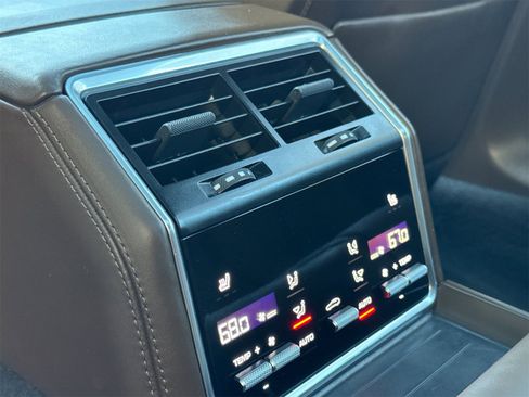 Certified 2023 Porsche Panamera 4S image 15