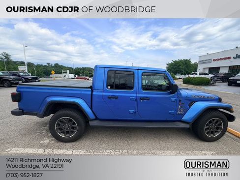 Used 2021 Jeep Gladiator Overland w/ Popular Equipment Package AWD/4WD image 9